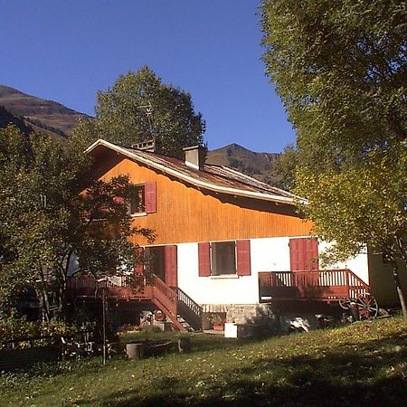 Appartement En Duplex Dans Un Chalet Typique วัลลัวร์ ภายนอก รูปภาพ