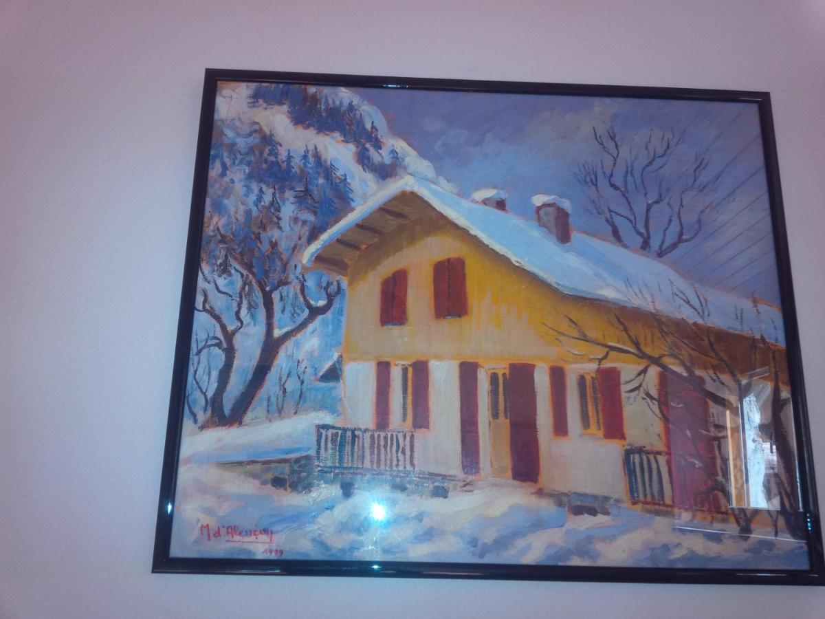 Appartement En Duplex Dans Un Chalet Typique วัลลัวร์ ภายนอก รูปภาพ