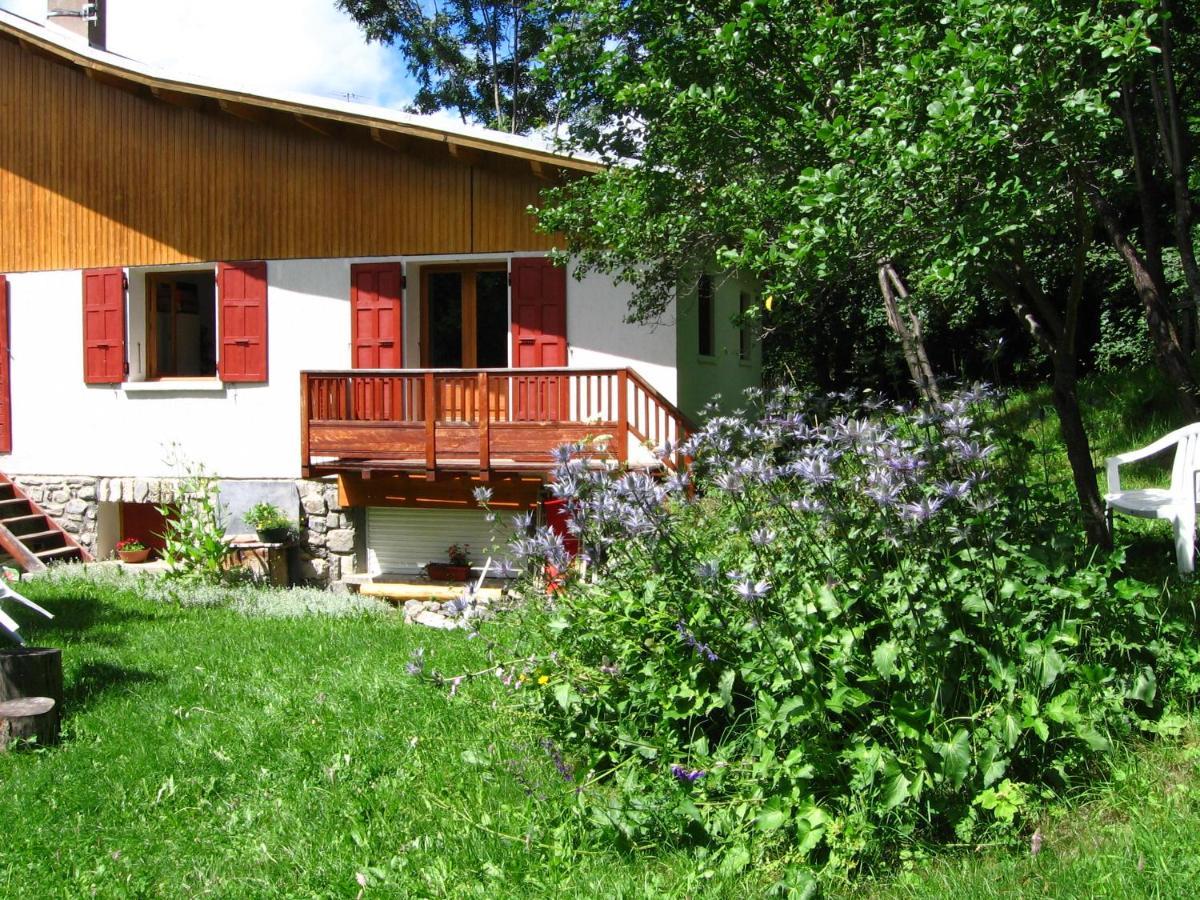 Appartement En Duplex Dans Un Chalet Typique วัลลัวร์ ภายนอก รูปภาพ