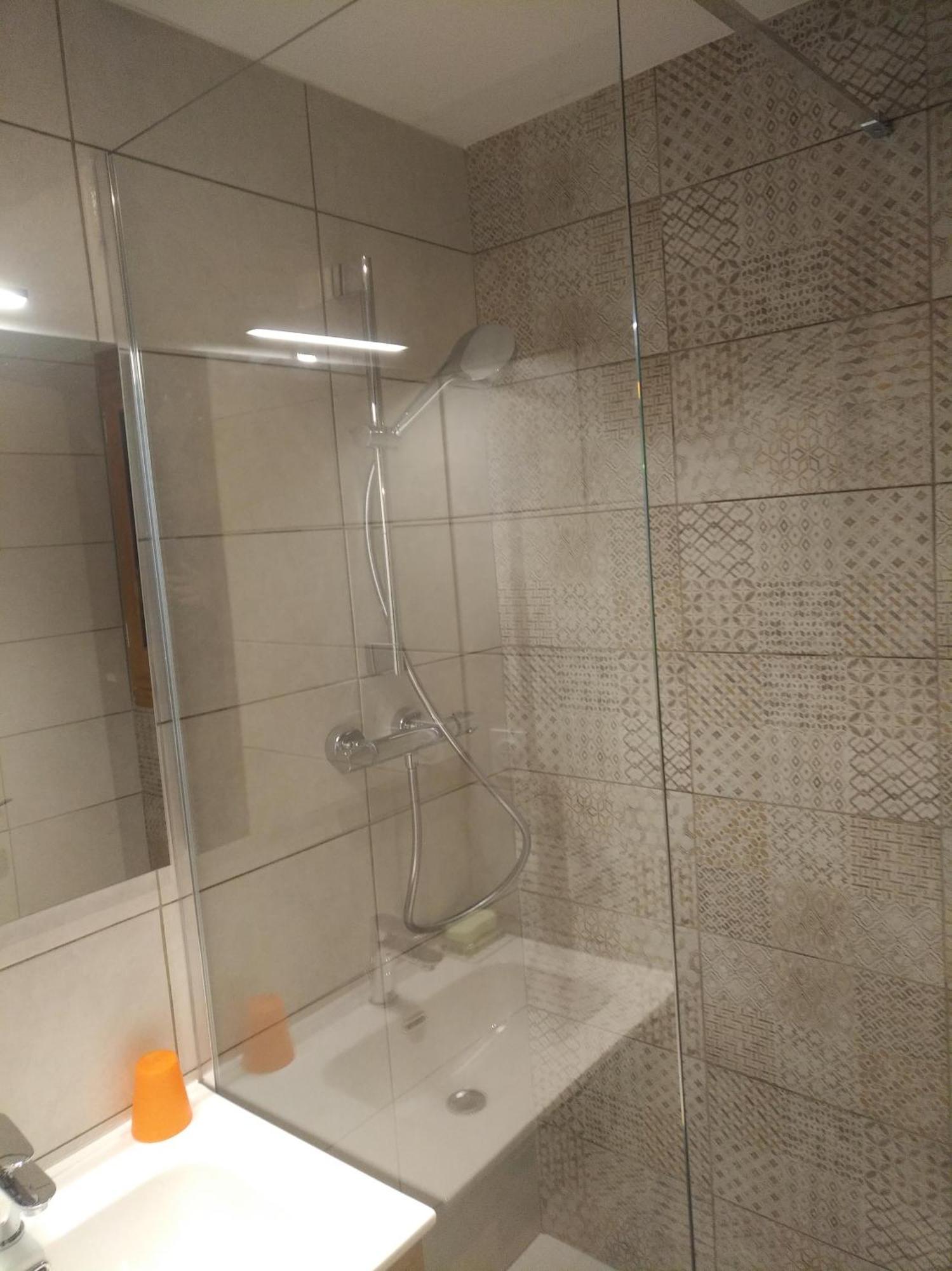 Appartement En Duplex Dans Un Chalet Typique วัลลัวร์ ภายนอก รูปภาพ